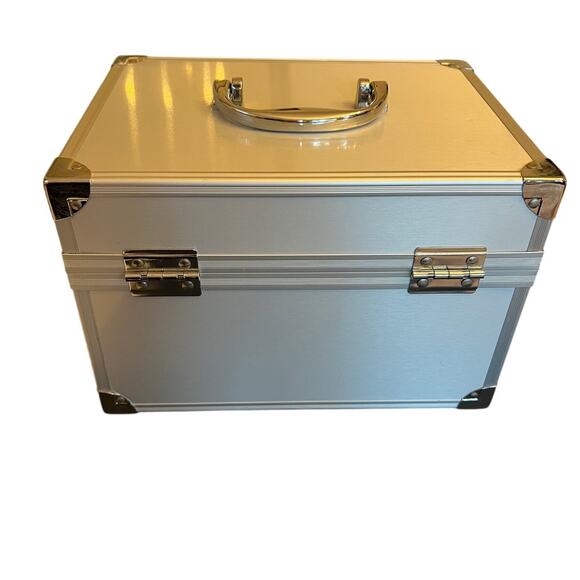 American Girl Doll Marisol Metal Trunk Case - Picture 2 of 7